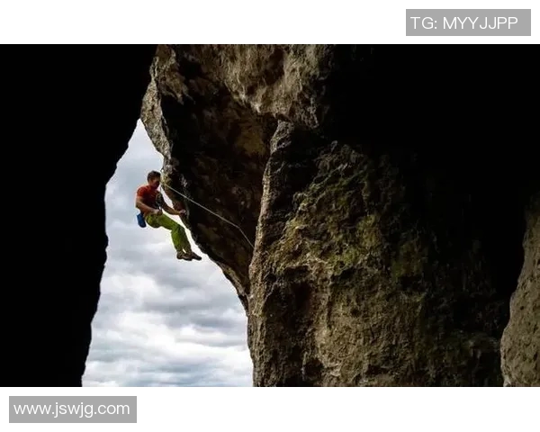 成都极限运动队攀岩联赛的奋斗与突破之路全景揭秘 成都极限运动队攀岩联赛的奋斗与突破之路全景揭秘